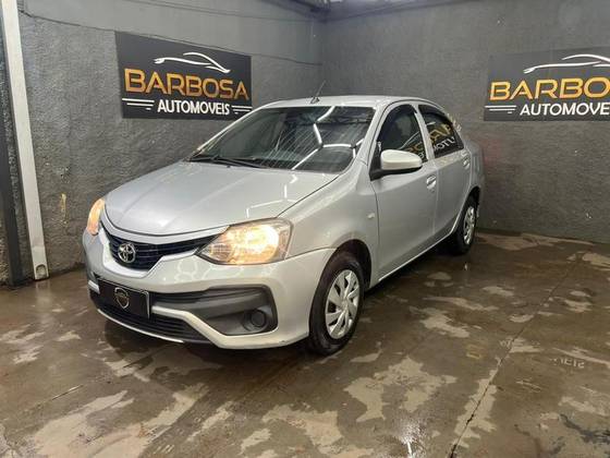 TOYOTA ETIOS 1.5 X SEDAN 16V FLEX 4P MANUAL TOYOTA ETIOS 1.5 X SEDAN 16V FLEX 4P MANUAL